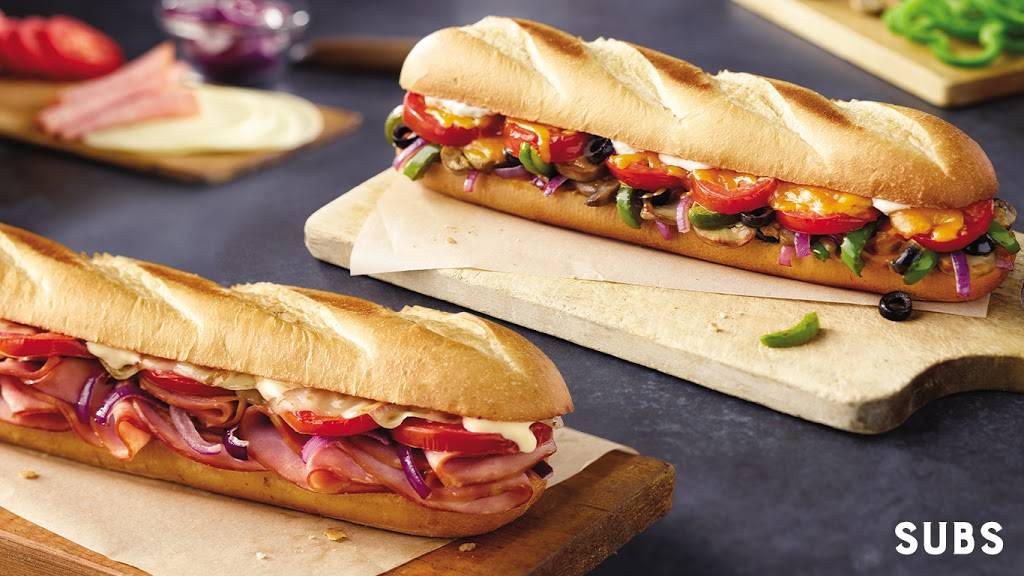 Marcos Pizza | meal delivery | 1401 SW Gage Blvd, Topeka, KS 66604, USA | 7852726666 OR +1 785-272-6666