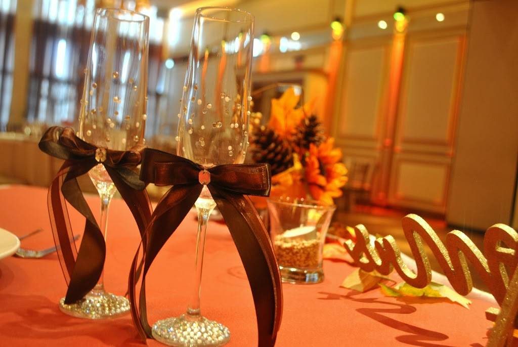 Tosca Marquee | restaurant | 4034 E Tremont Ave, The Bronx, NY 10465, USA | 7188636363 OR +1 718-863-6363