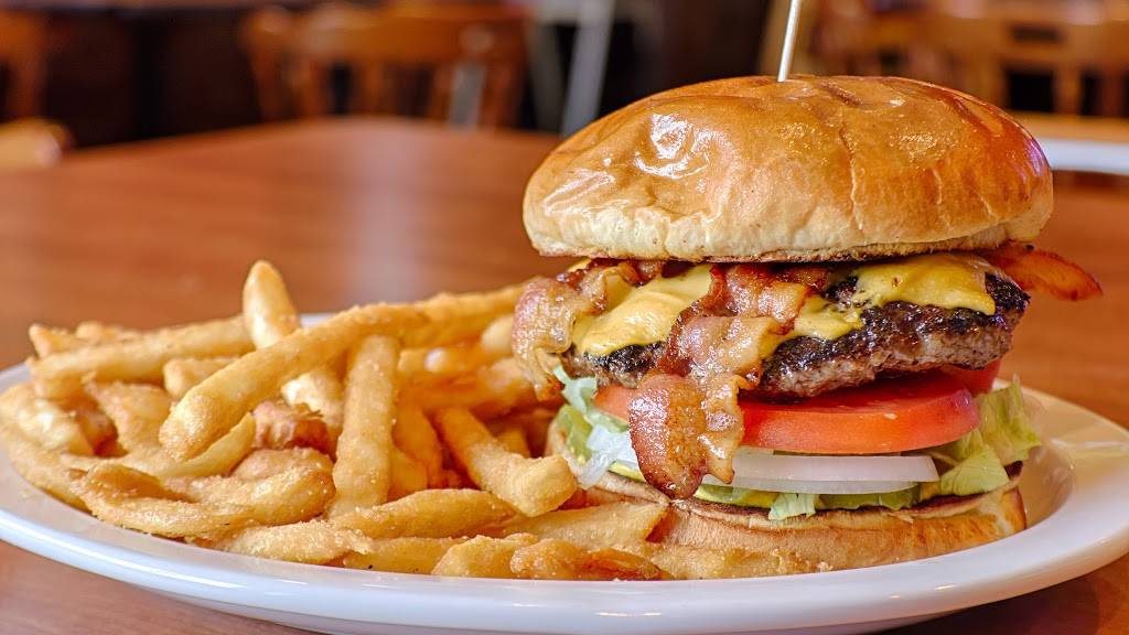 Lake Dallas Point | restaurant | 303 Swisher Rd #100, Lake Dallas, TX 75065, USA | 9404972051 OR +1 940-497-2051