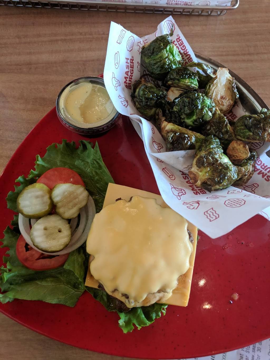 Smashburger | restaurant | 950 E Bell Rd Ste 130, Phoenix, AZ 85022, USA | 4803789060 OR +1 480-378-9060