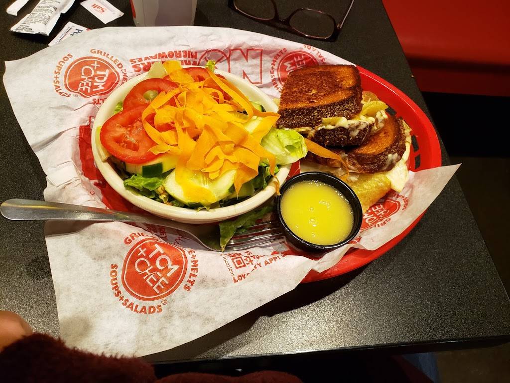 Tom & Chee | restaurant | 9328 Union Centre Blvd, West Chester Township, OH 45069, USA | 5138600638 OR +1 513-860-0638