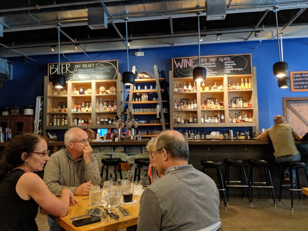 Blue Gill Quality Food | restaurant | 1310 SW 13th St, Gainesville, FL 32608, USA | 3528725181 OR +1 352-872-5181