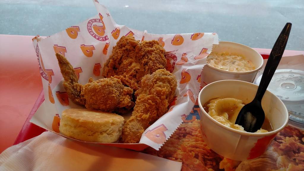 Popeyes Louisiana Kitchen | restaurant | 291 Maine Mall Rd, South Portland, ME 04106, USA | 2078350835 OR +1 207-835-0835