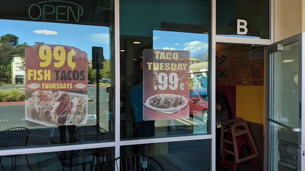 Taco Village Mexican Grill | restaurant | 33490 Oak Glen Rd, Yucaipa, CA 92399, USA | 9097971582 OR +1 909-797-1582