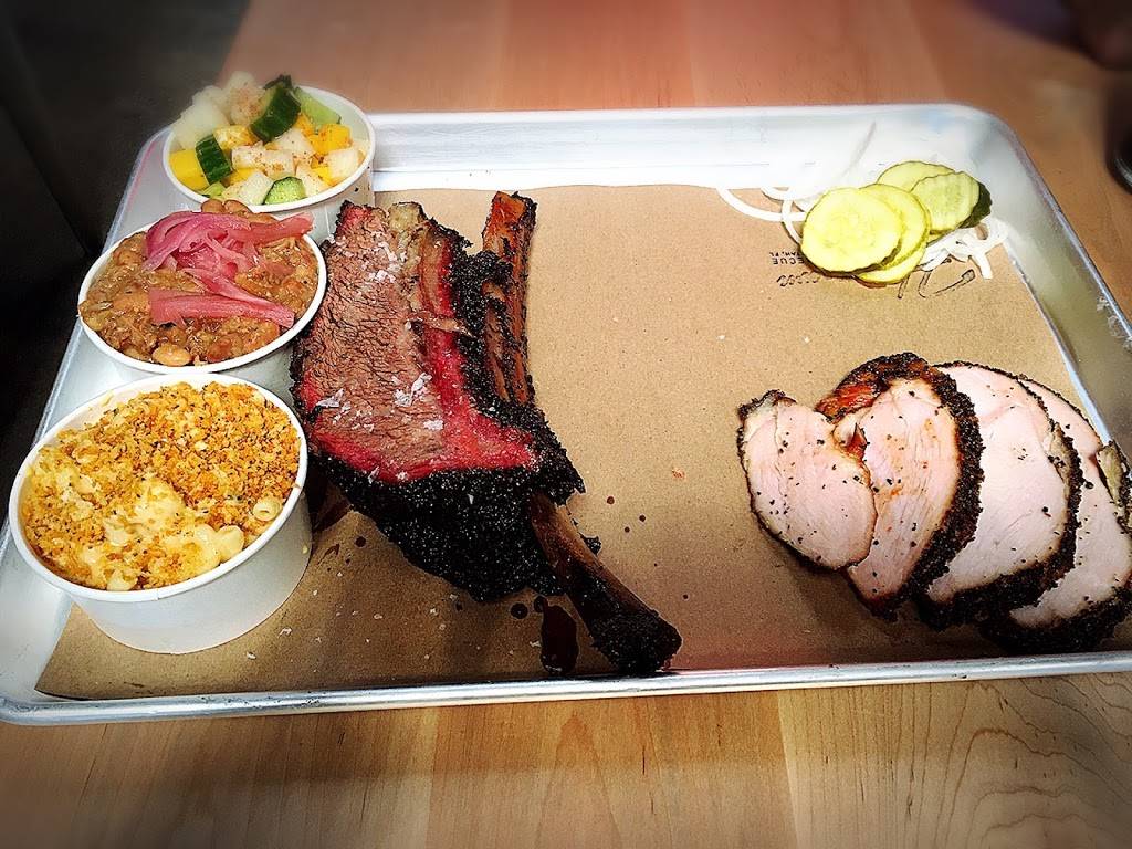 Hometown Barbecue | restaurant | 1200 NW 22nd St #100, Miami, FL 33142, USA | 3053964551 OR +1 305-396-4551