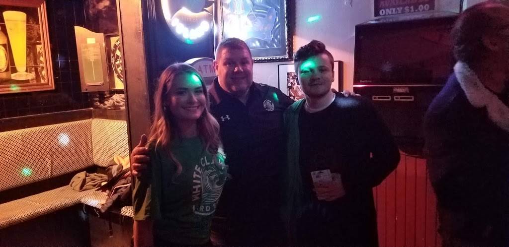 Fenwicks | restaurant | 432 W 238th St, The Bronx, NY 10463, USA | 7185434343 OR +1 718-543-4343