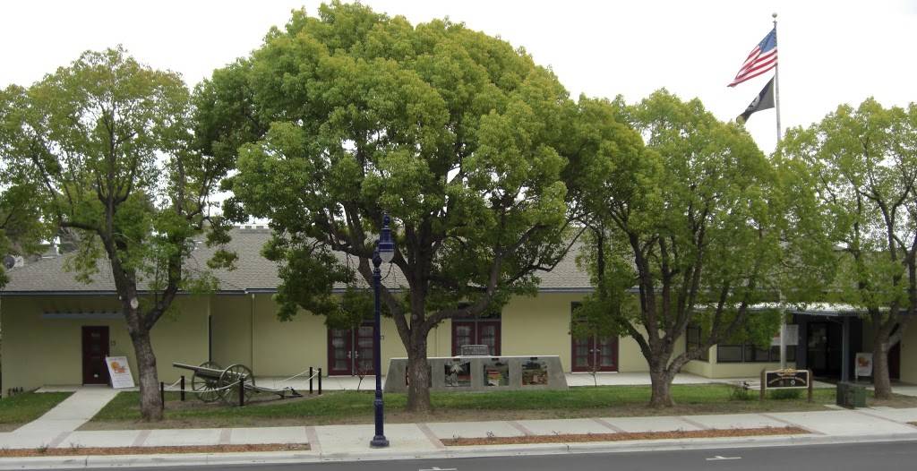 Benicia Veterans Memorial Hall | night club | 1150 1st St, Benicia, CA 94510, USA | 7073899175 OR +1 707-389-9175