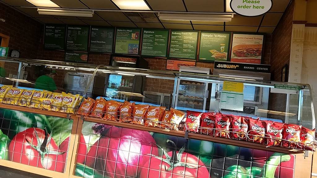 Subway | restaurant | N Amhurst, Hwy 411, Englewood, TN 37329, USA | 4238875677 OR +1 423-887-5677