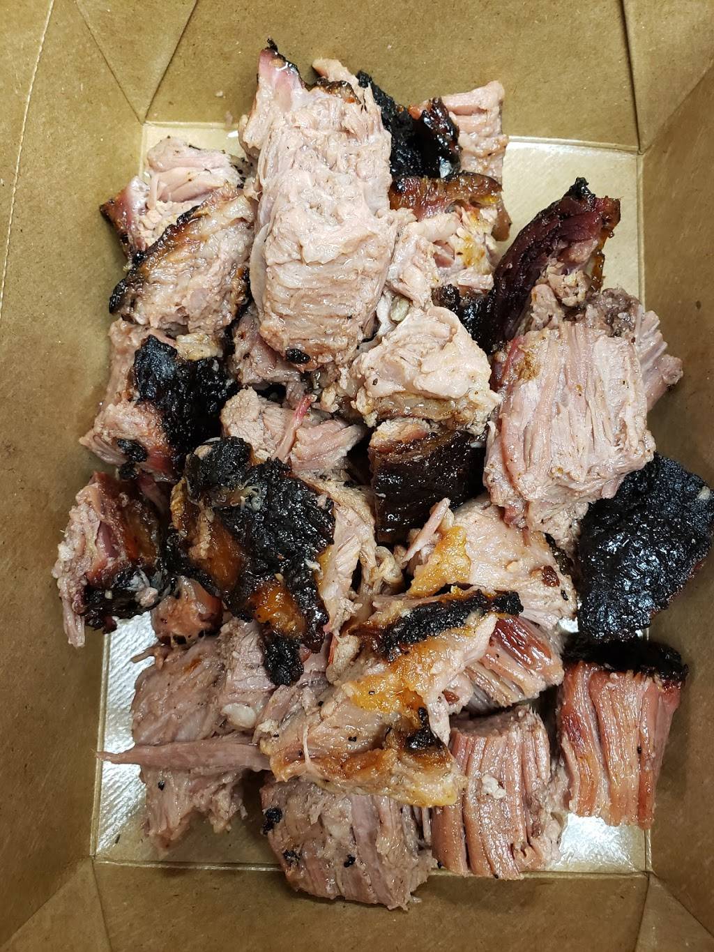 PRIMOS BBQ | restaurant | 2420 Sunnyside Dr, Cadillac, MI 49601, USA | 2317791575 OR +1 231-779-1575