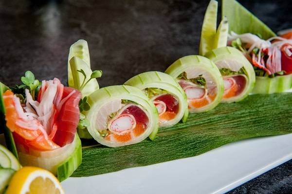 Osaka Japanese Bistro | restaurant | 4205 W Sahara Ave, Las Vegas, NV 89102, USA | 7028764988 OR +1 702-876-4988