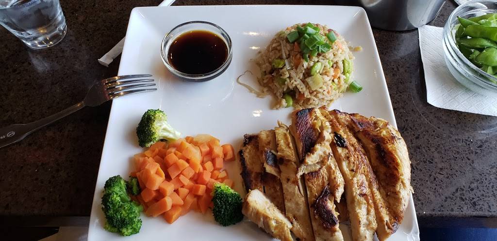 Sushi Maki (MIA) | restaurant | 2100 NW 42nd Ave, Miami, FL 33166, USA | 3058694060 OR +1 305-869-4060