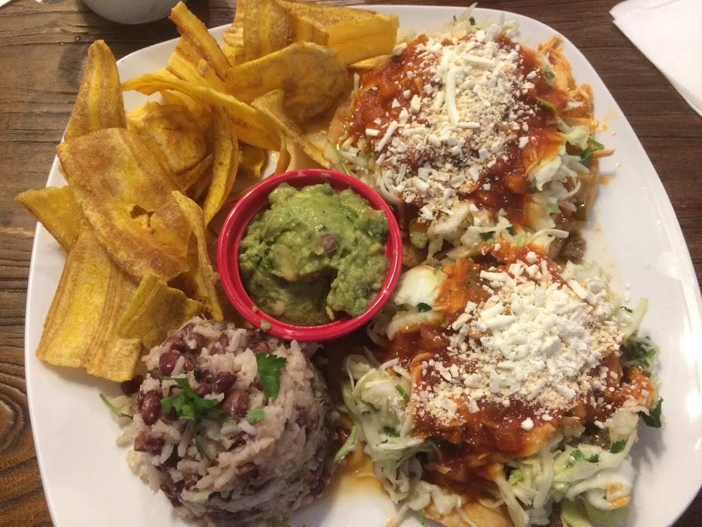 Mami Monchitas | restaurant | 610 Ridgeview Dr, Frankfort, KY 40601, USA | 5026992380 OR +1 502-699-2380