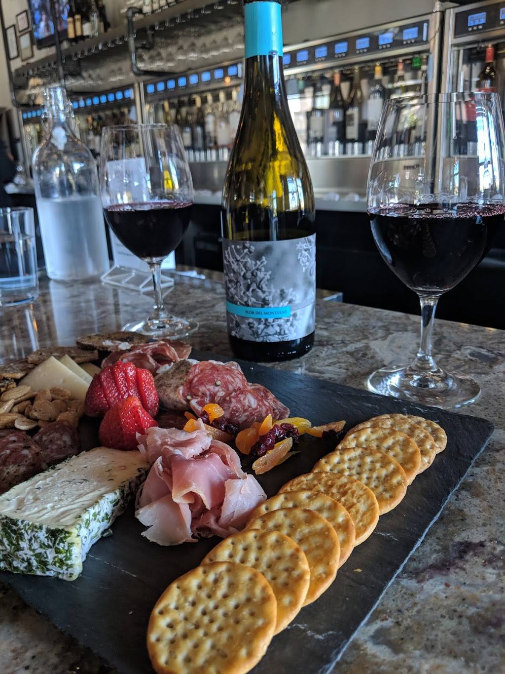 Crush Wine Bar | restaurant | 3911 Ambrosia St, Castle Rock, CO 80109, USA | 7203612121 OR +1 720-361-2121