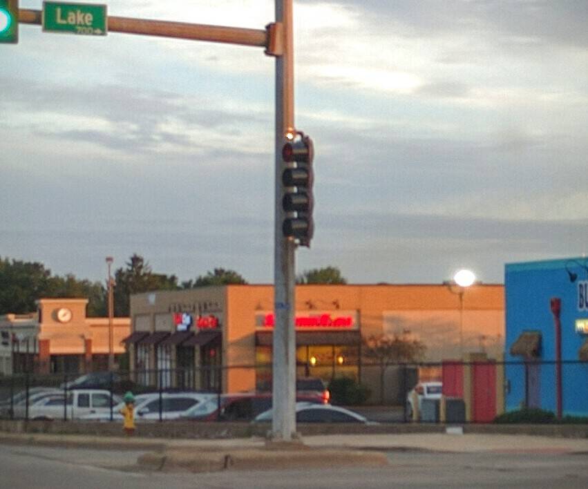 Smoothie King | restaurant | 4203 N. Sheridan Rd. Ste A1-1, Peoria, IL 61614, USA | 3096861500 OR +1 309-686-1500