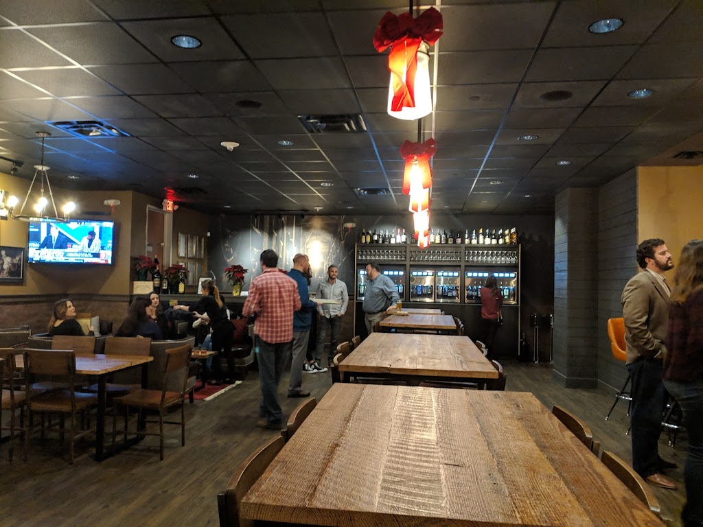 POUR Restaurant and Bar | restaurant | 201 Century Vlg Blvd, Monroe, LA 71203, USA | 3188077086 OR +1 318-807-7086