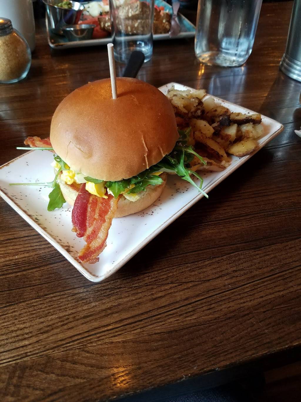 First Watch - W. Thomas Road | restaurant | 61 W Thomas Rd, Phoenix, AZ 85013, USA | 6022652092 OR +1 602-265-2092