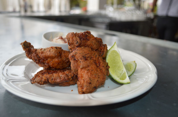 DAmicos The Continental | restaurant | 1205 3rd St S, Naples, FL 34102, USA | 2396590007 OR +1 239-659-0007