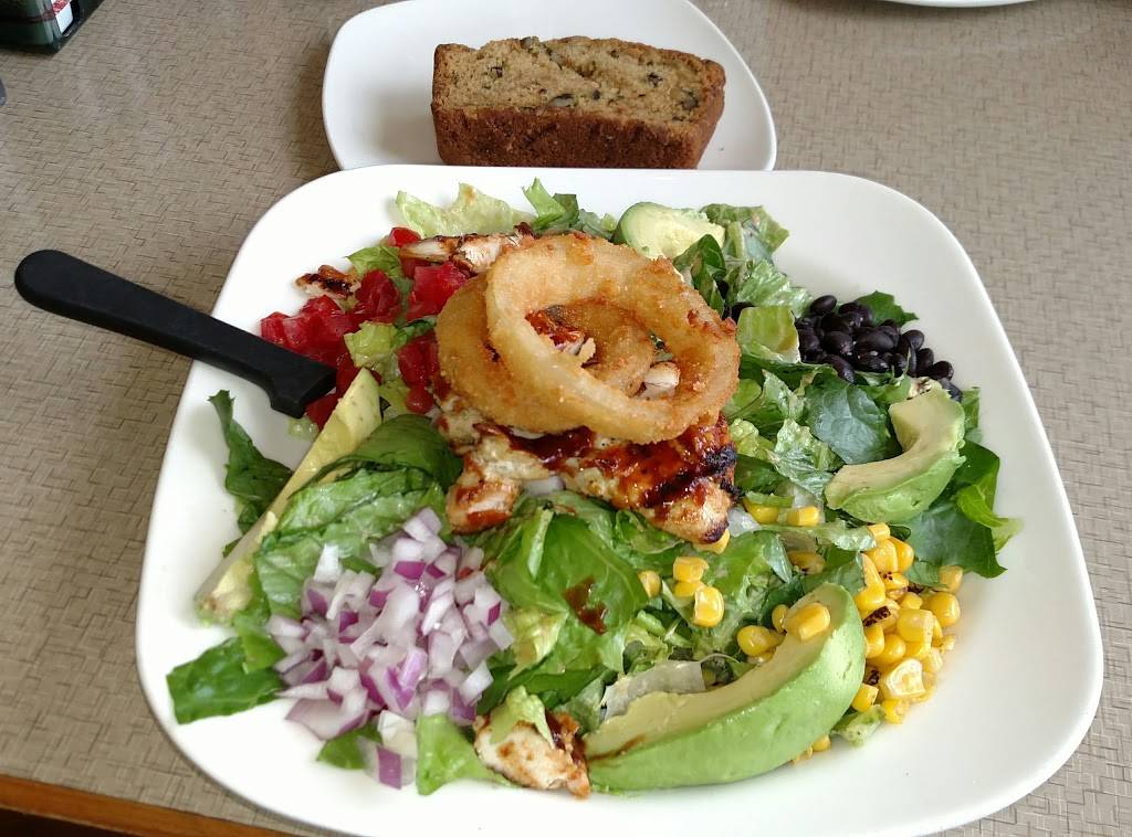 Twoheys Restaurant | restaurant | 1050, 1224 N Atlantic Blvd, Alhambra, CA 91801, USA | 6262847387 OR +1 626-284-7387