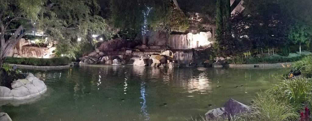 Wateridge | restaurant | 5161 W Slauson Ave, Los Angeles, CA 90056, USA | 3232949444 OR +1 323-294-9444