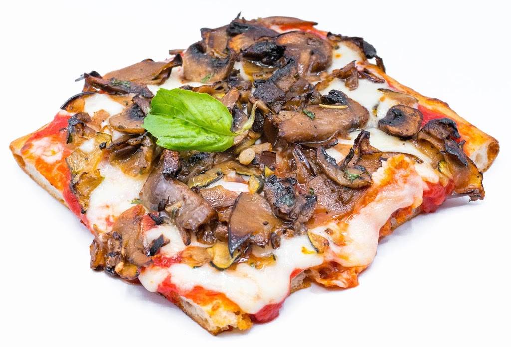 Bonizza | meal takeaway | 3272 Motor Ave Ste A, Los Angeles, CA 90034, USA | 3612664992 OR +1 361-266-4992