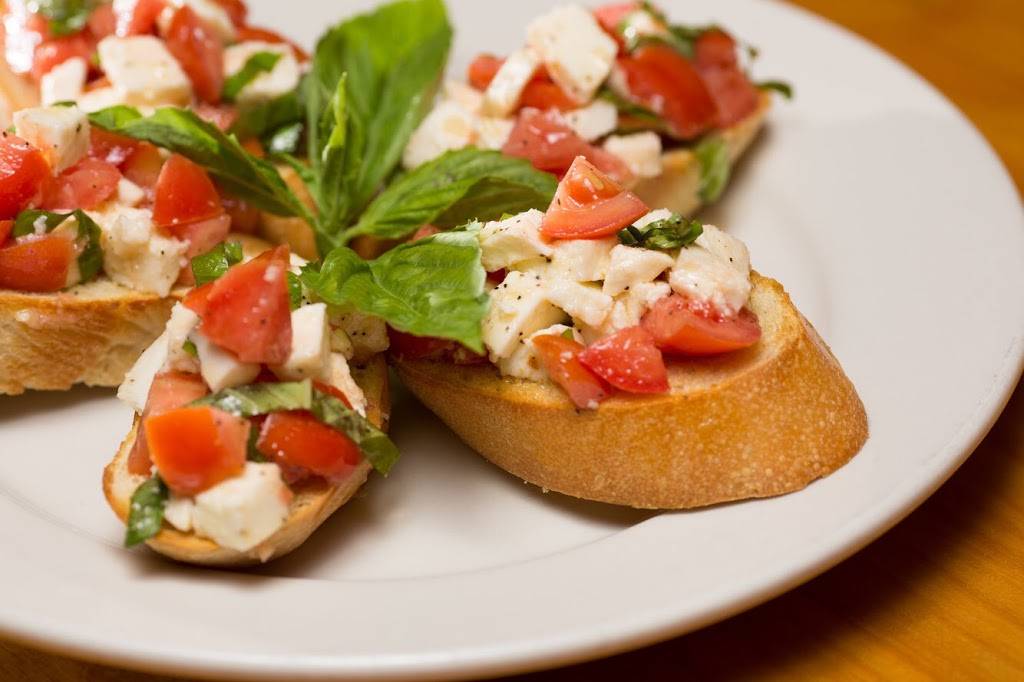 Italian House | restaurant | 1400 S Crystal Lake Dr, Orlando, FL 32806, USA | 4078950505 OR +1 407-895-0505