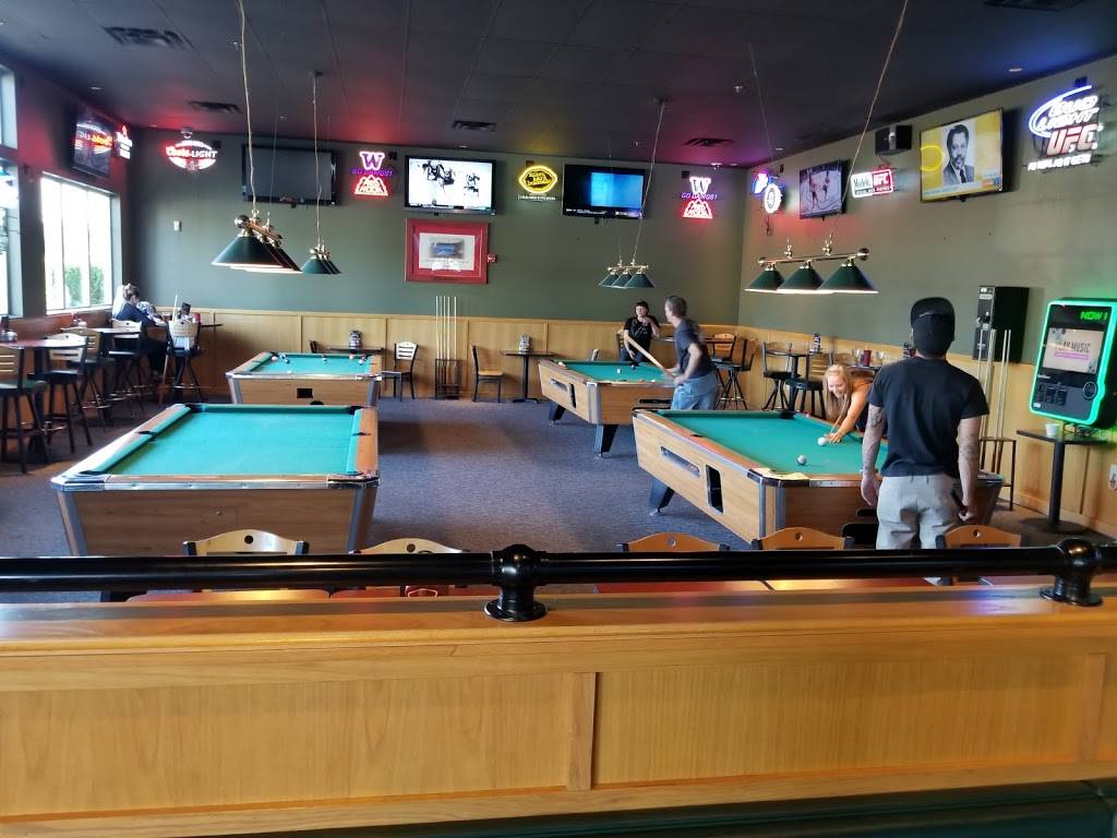 Gators Sports Bar & Grill | restaurant | 21609 84th Ave S, Kent, WA 98032, USA | 2534370362 OR +1 253-437-0362