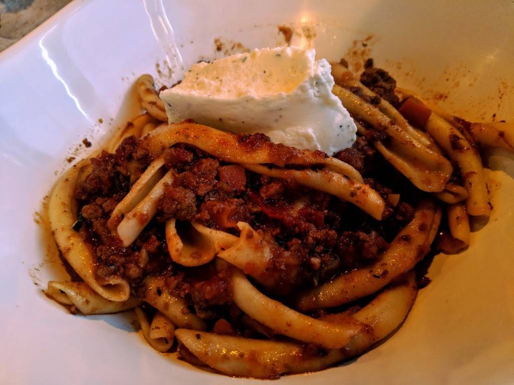 Nabruzzi Trattoria | restaurant | 6062 Van Dyke Rd, Lutz, FL 33558, USA | 8133042583 OR +1 813-304-2583