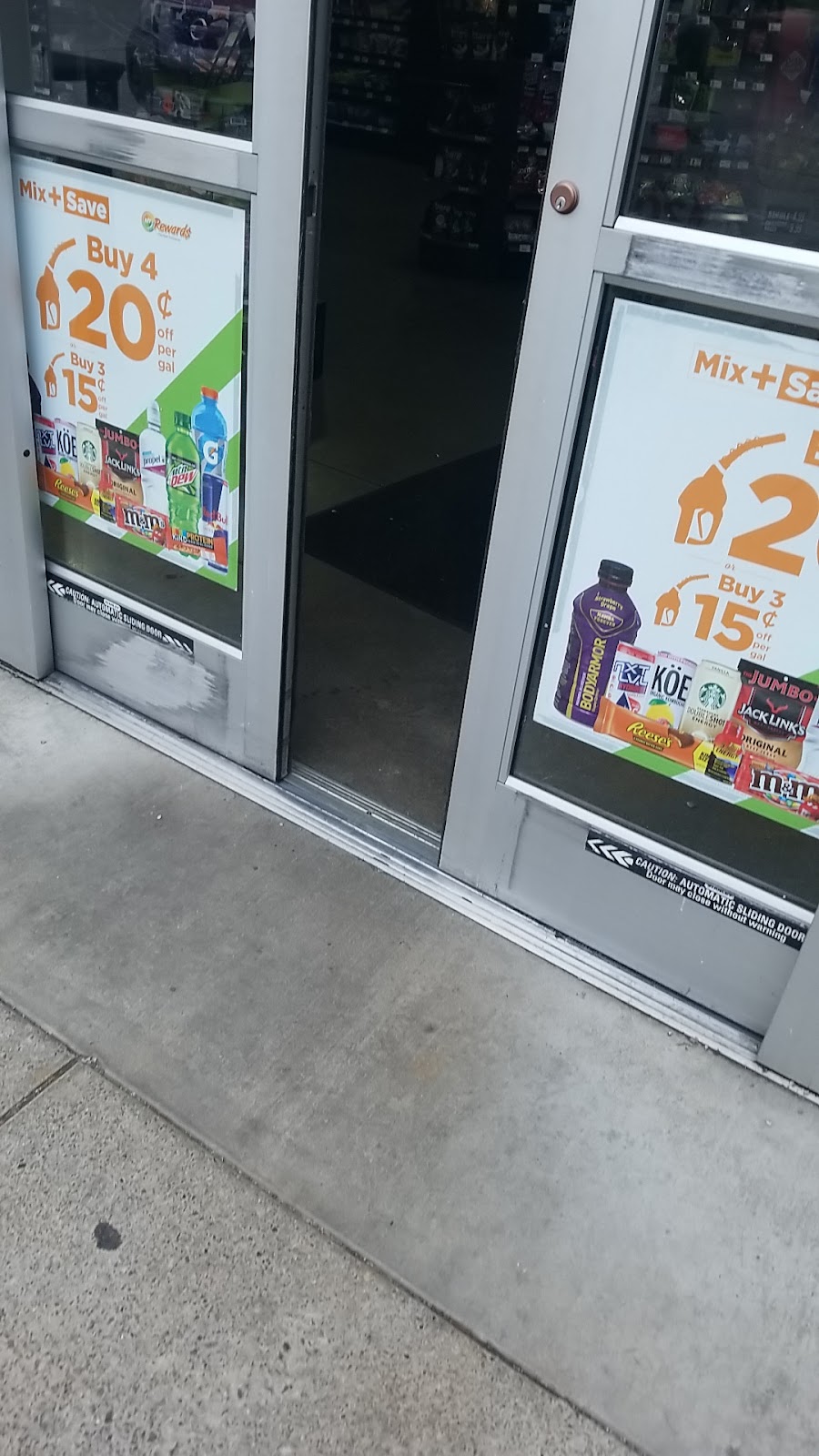 MAPCO Mart | restaurant | 2491 Fort Campbell Blvd, Clarksville, TN 37040, USA | 9314316270 OR +1 931-431-6270