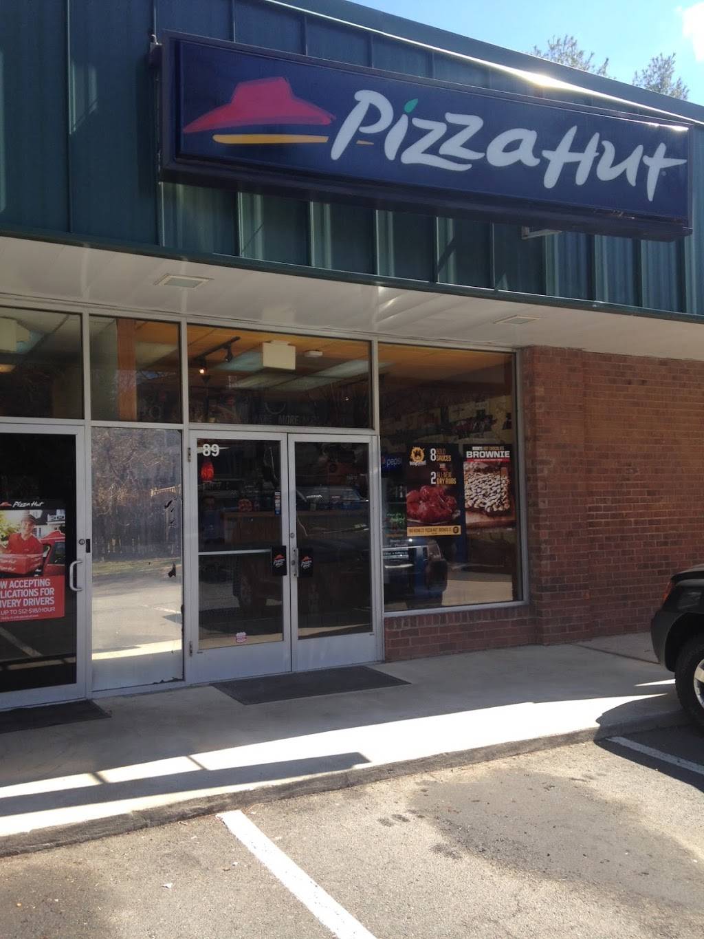 Pizza Hut | restaurant | 89 Sugarland Run Dr, Sterling, VA 20164, USA | 7034062323 OR +1 703-406-2323