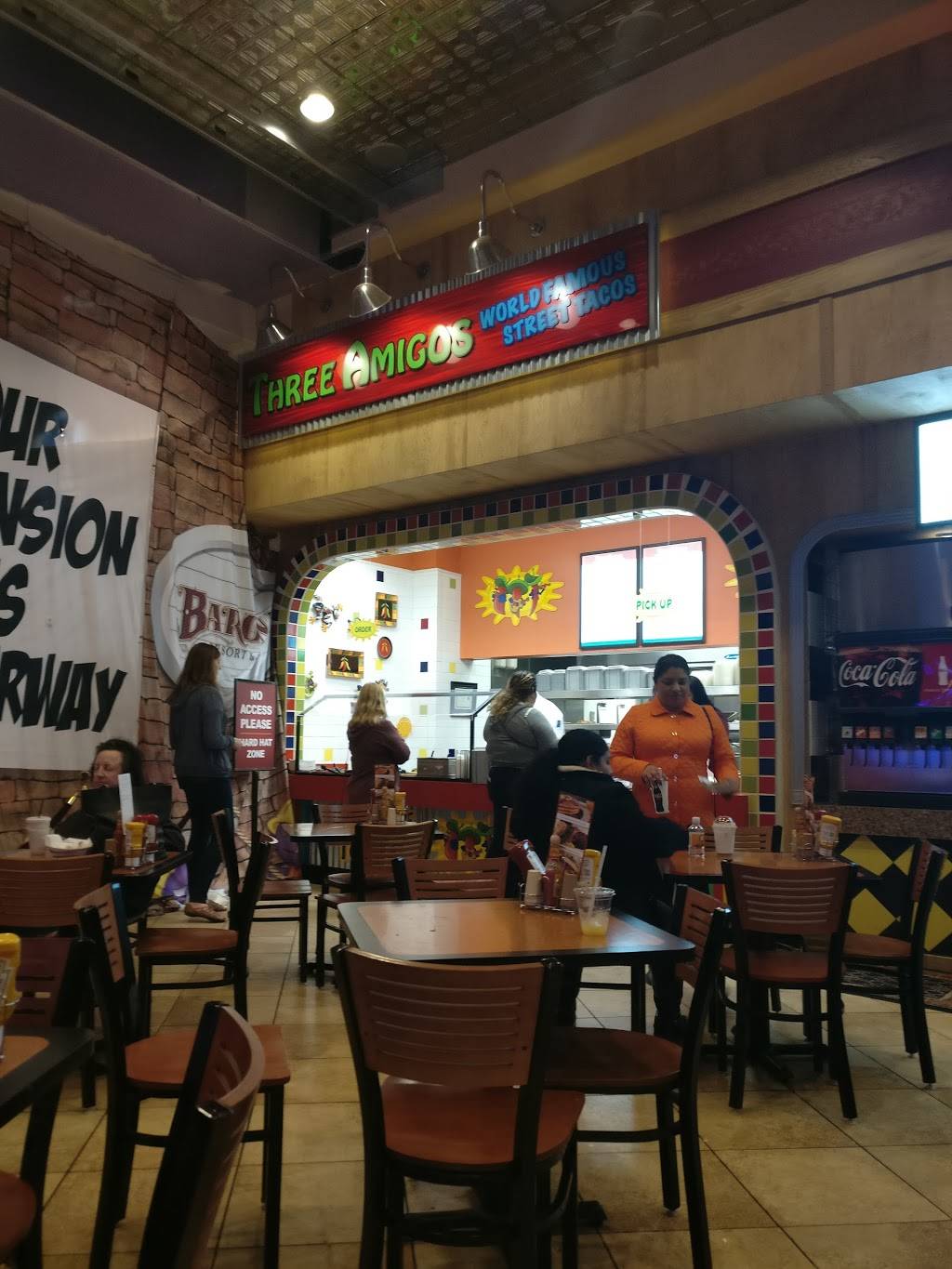 Three Amigos World Famous Street Tacos | restaurant | 1932 Wildcat Canyon Rd, Lakeside, CA 92040, USA | 6194432300 OR +1 619-443-2300