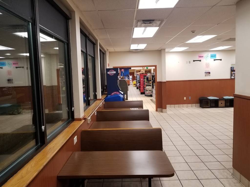 Flying J Travel Center | restaurant | 326 Hawks Bridge Rd, Carneys Point Township, NJ 08069, USA | 8563510080 OR +1 856-351-0080