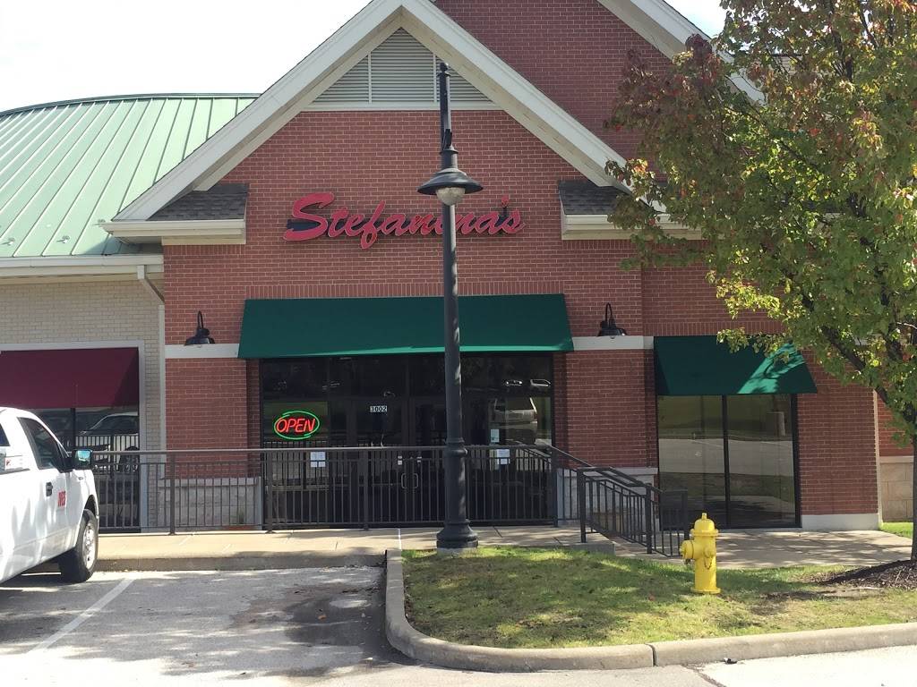 Stefaninas Winghaven | restaurant | 3002 Winghaven Blvd, OFallon, MO 63368, USA | 6366253333 OR +1 636-625-3333