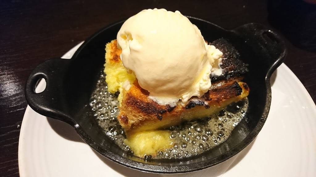 Carrabbas Italian Grill | restaurant | 8030 Ritchie Hwy, Pasadena, MD 21122, USA | 4108635960 OR +1 410-863-5960