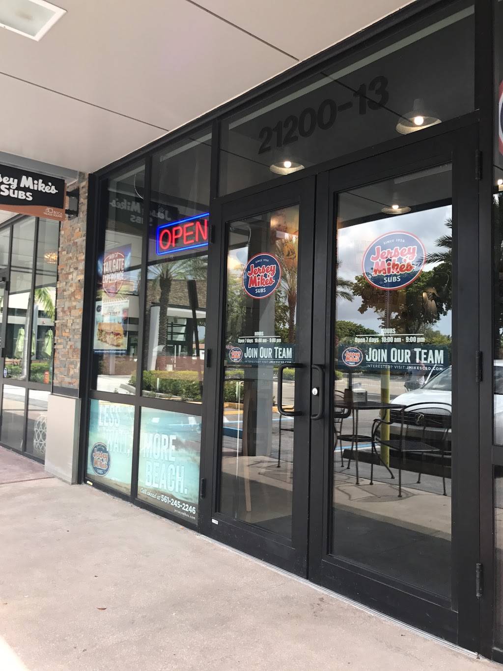 Jersey Mikes Subs | restaurant | 21200 St Andrews Blvd Suite 13, Boca Raton, FL 33433, USA | 5612452246 OR +1 561-245-2246