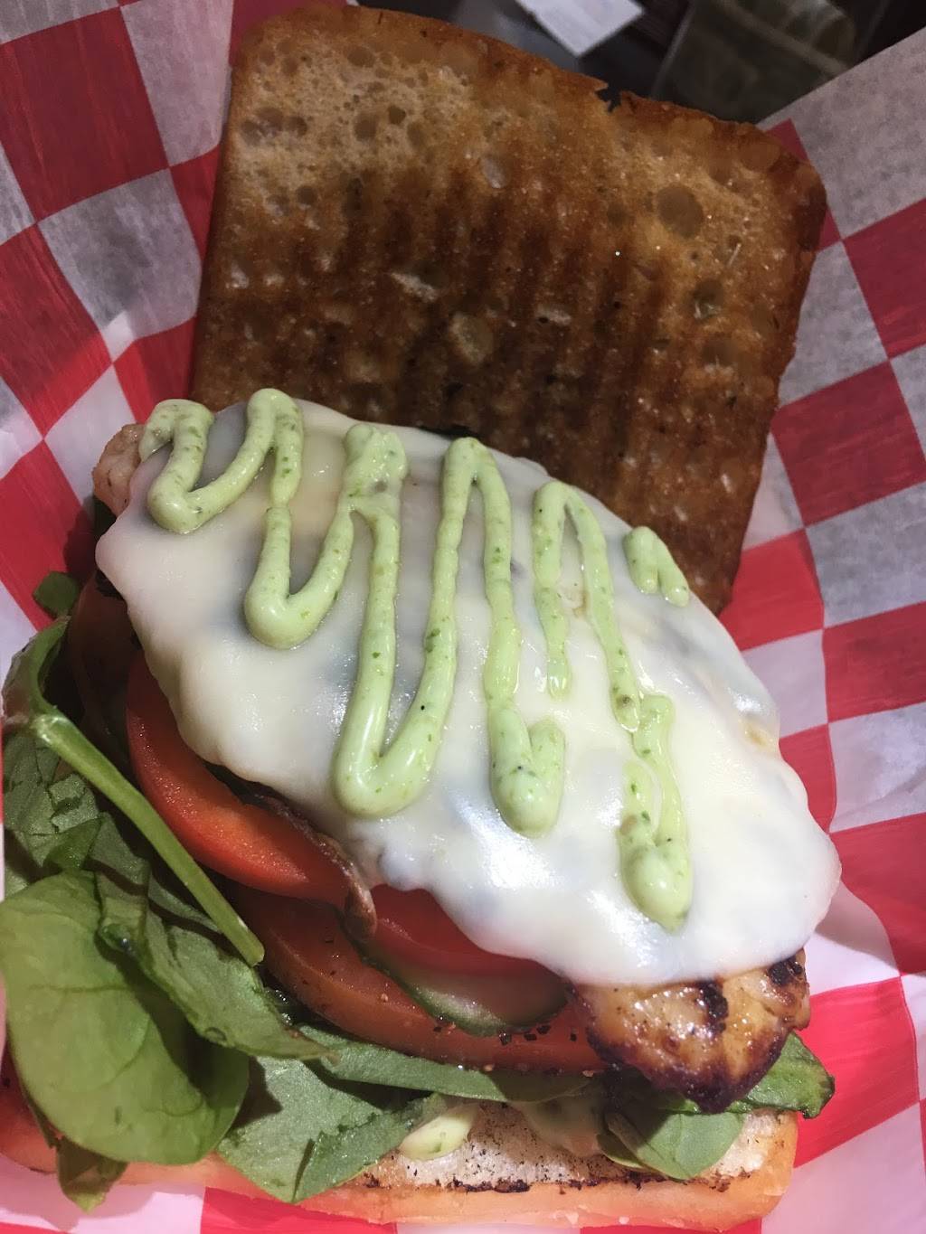 Chef Kings | restaurant | 800 N Shoreline Blvd, Corpus Christi, TX 78401, USA | 2818132319 OR +1 281-813-2319