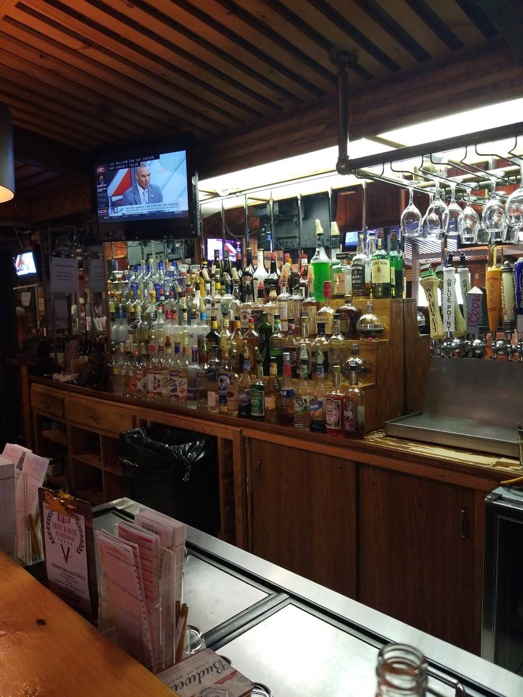 Zorbas Pizzeria Tavern | restaurant | 132 Sturbridge Rd, Charlton, MA 01507, USA | 5082480433 OR +1 508-248-0433