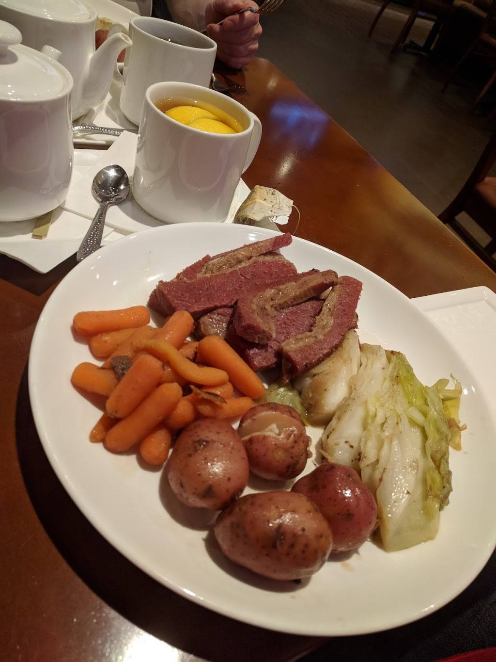 The Pub by Wegmans | restaurant | 6600 Pittsford Palmyra Rd, Fairport, NY 14450, USA | 5854214865 OR +1 585-421-4865