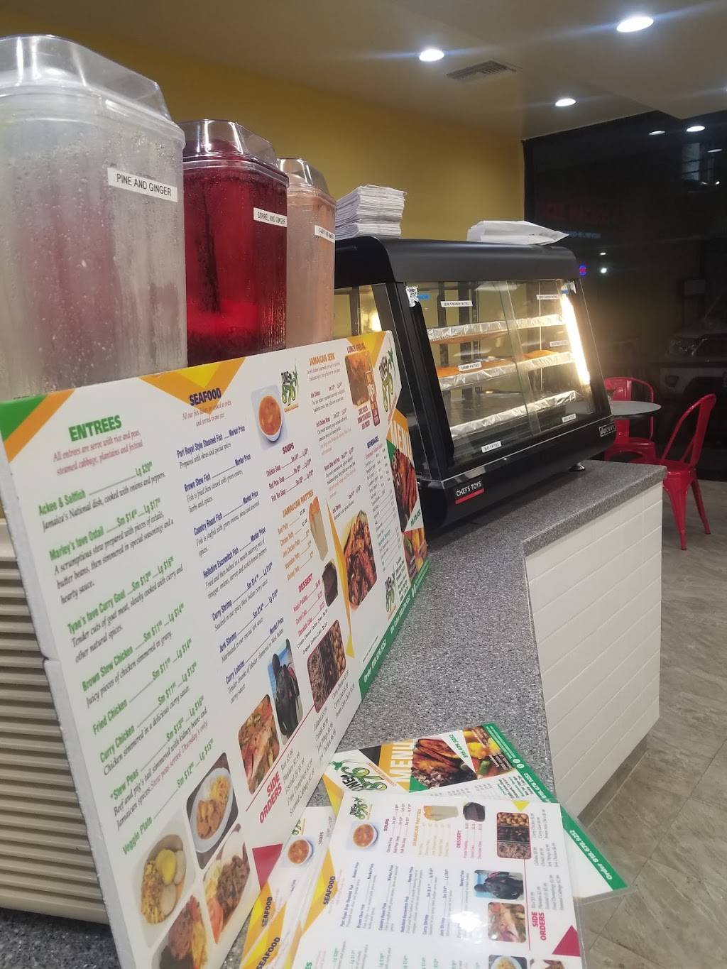 One876 Caribbean Restaurant | restaurant | 20869 Lassen St, Chatsworth, CA 91311, USA | 8186789252 OR +1 818-678-9252