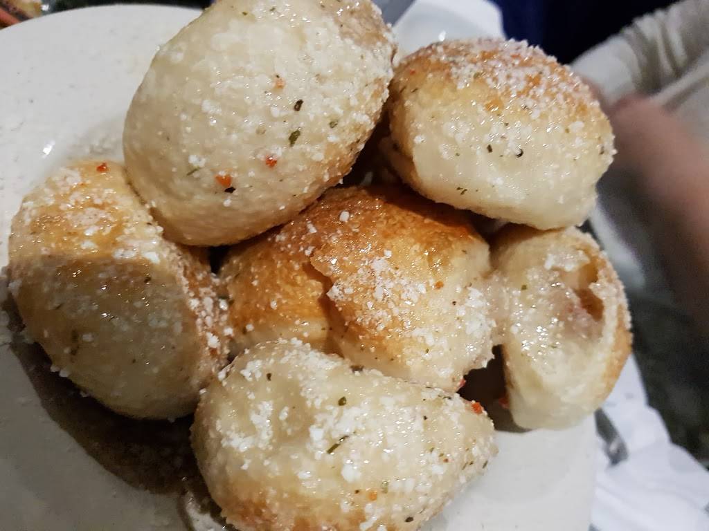 Piesanos Stone Fired Pizza | restaurant | 5200 NW 43rd St, Gainesville, FL 32608, USA | 3523717437 OR +1 352-371-7437