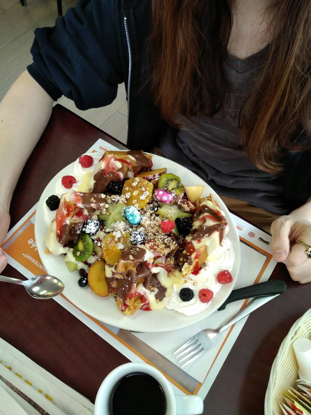 Eggsquis | restaurant | 723 Rue Principale, Granby, QC J2G 2Y6, Canada | 4507773770 OR +1 450-777-3770