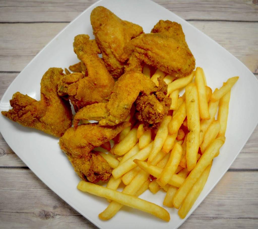 Sharks Fish and Chicken | restaurant | 3807 Victory Dr #3207, Columbus, GA 31903, USA | 7062214395 OR +1 706-221-4395