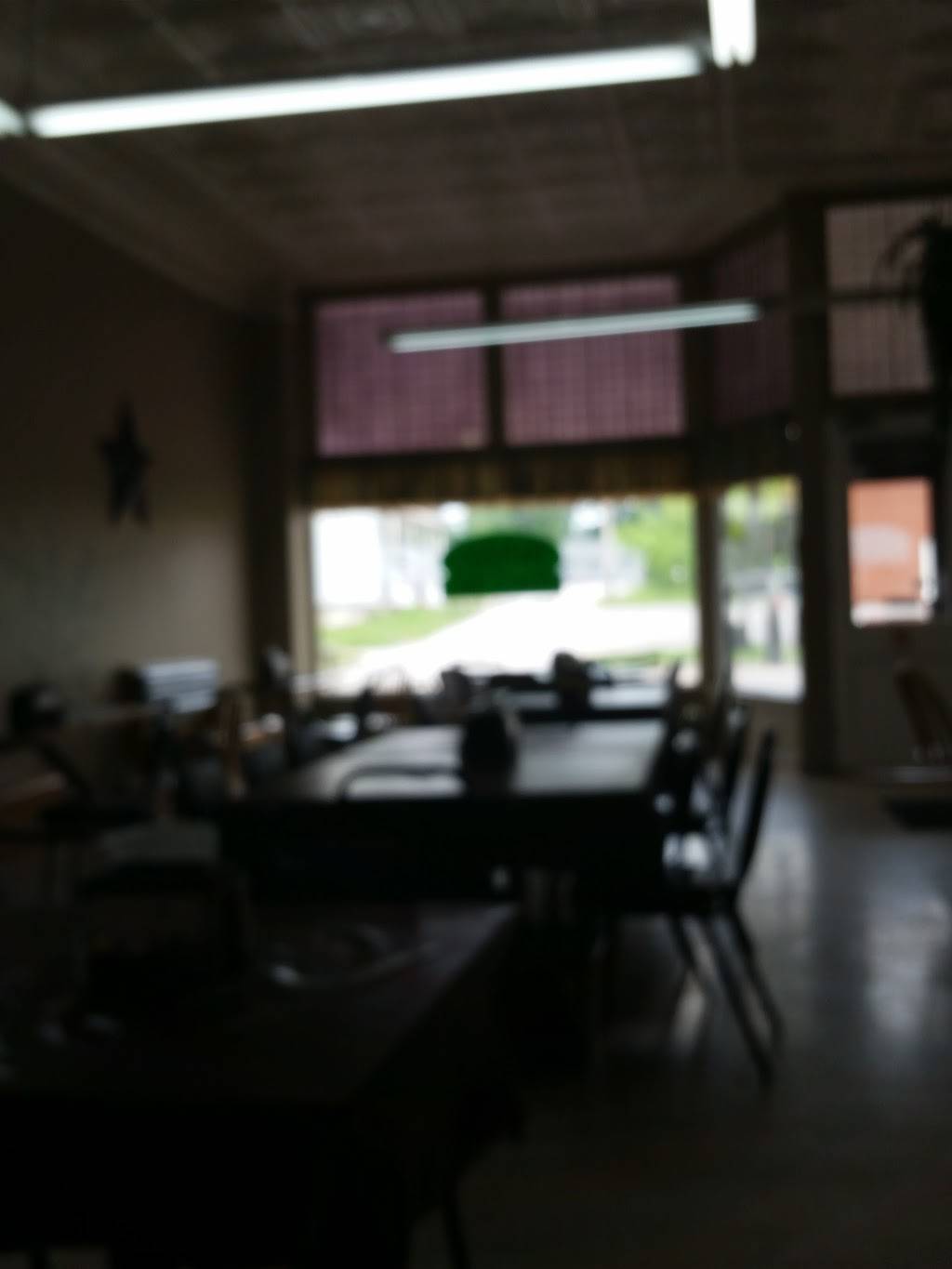 Boggs Pizza & Grill | restaurant | 220 Main St, Middlebourne, WV 26149, USA | 3047580554 OR +1 304-758-0554