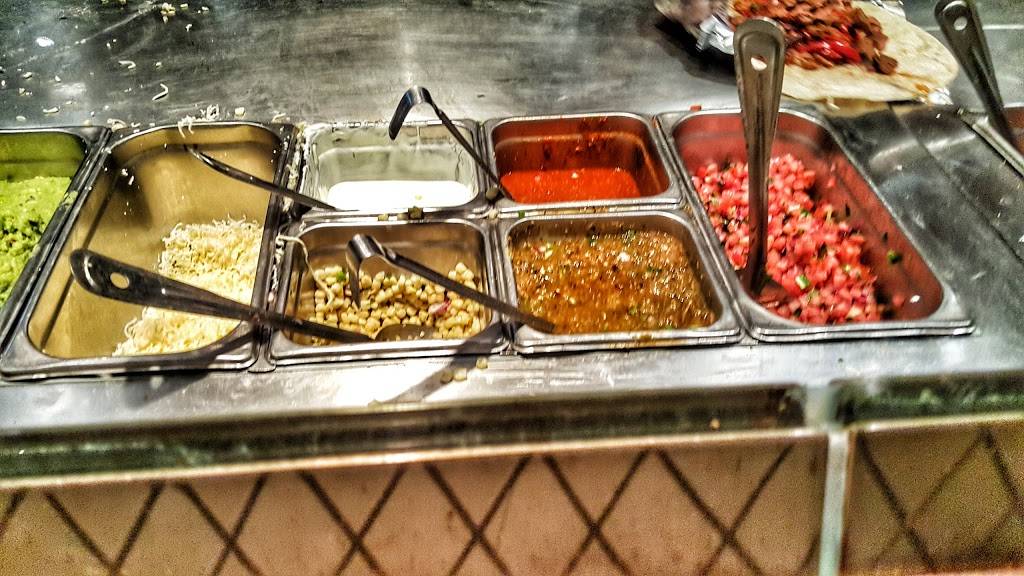 Chipotle Mexican Grill | restaurant | 274 S Weber Rd, Bolingbrook, IL 60490, USA | 6307599359 OR +1 630-759-9359