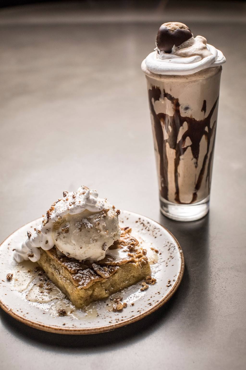 The Brew Brothers | restaurant | 6000 S High St, Columbus, OH 43207, USA | 6142954700 OR +1 614-295-4700