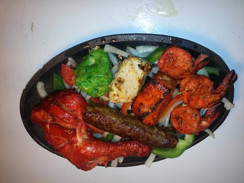 Bombay at the Beach | restaurant | 702 N Kings Hwy, Myrtle Beach, SC 29577, USA | 8434449090 OR +1 843-444-9090