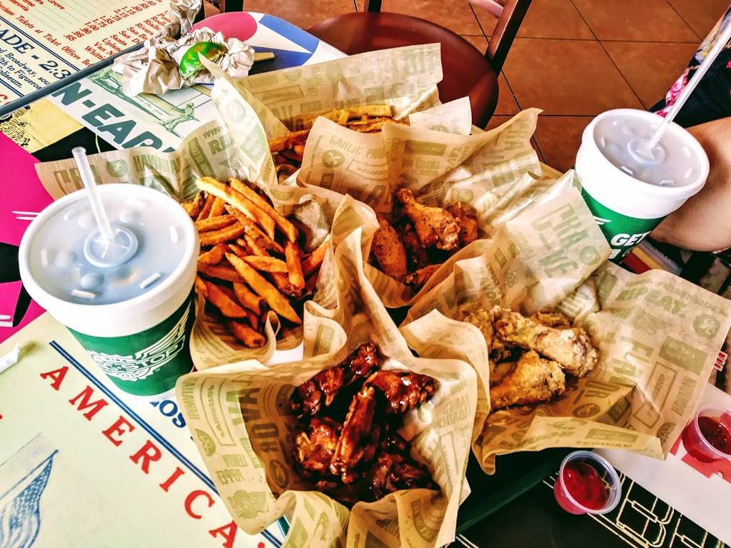 Wingstop | restaurant | 12014 E Colonial Dr, Orlando, FL 32826, USA | 4077203600 OR +1 407-720-3600