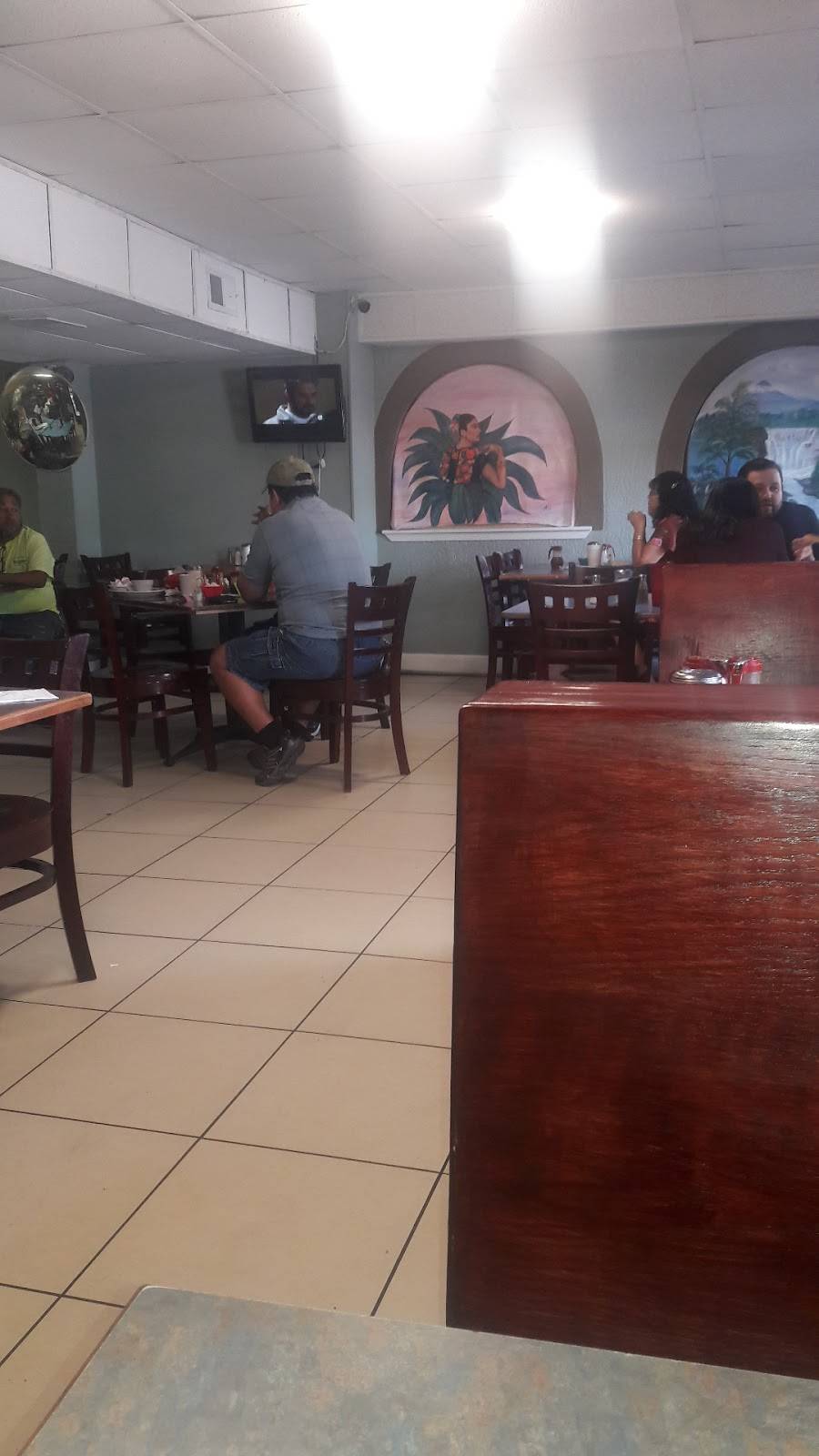 La Joya Mexican Restaurant | restaurant | 2000, 510 S General McMullen Dr, San Antonio, TX 78237, USA | 2104365188 OR +1 210-436-5188