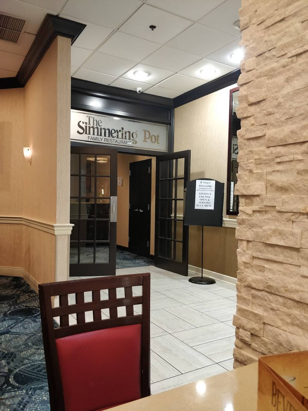 The Simmering Pot | restaurant | 15471 Royalton Rd, Strongsville, OH 44136, USA | 4402388800 OR +1 440-238-8800