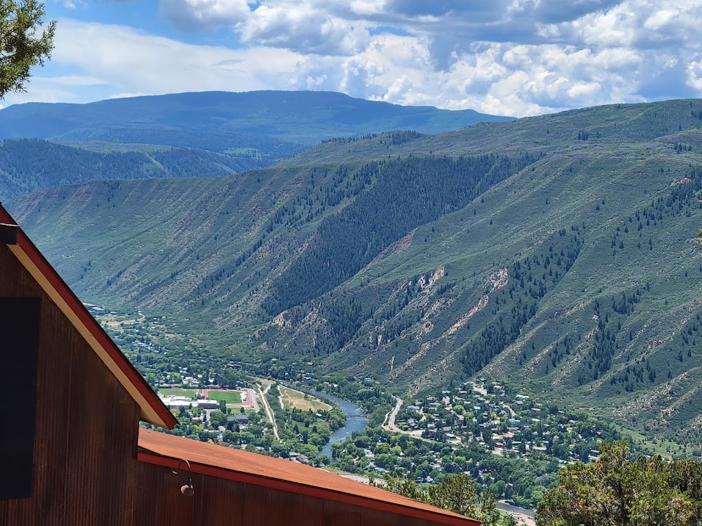 The Lookout Grille | restaurant | 1850 Transfer Trail, Glenwood Springs, CO 81601, USA | 9709454228 OR +1 970-945-4228