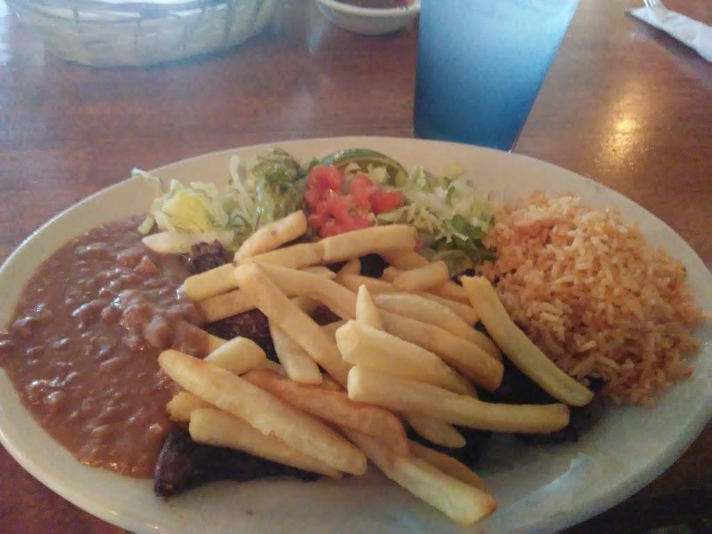 Santis | restaurant | 1471 Ben Sawyer Blvd, Mt Pleasant, SC 29464, USA | 8433883146 OR +1 843-388-3146